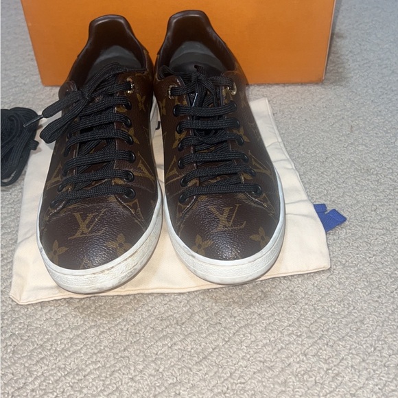 COPY - Louis Vuitton sneakers - Picture 4 of 5
